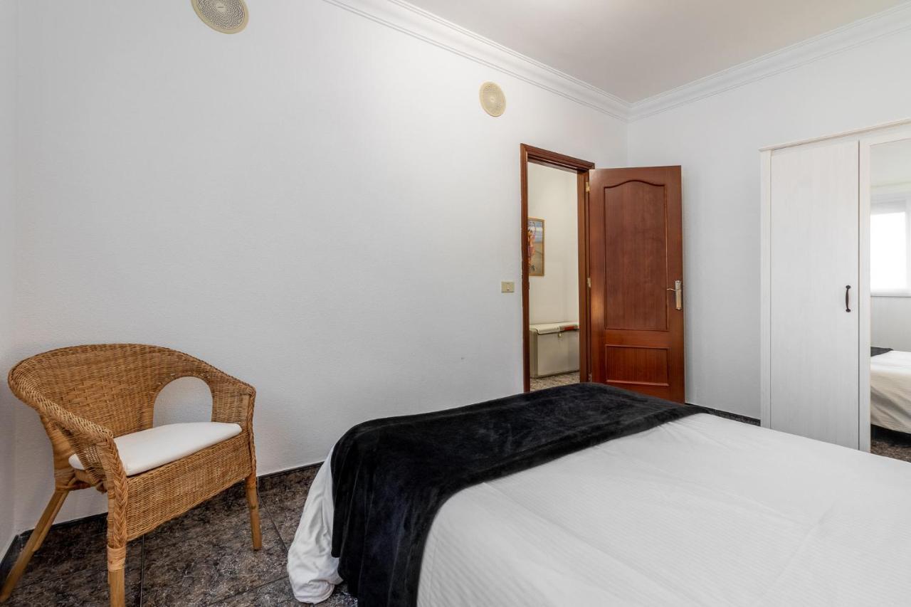 Flatguest Cicer - 3Bdr + Balcony + Beach لاس بالماس دي غران كاناريا المظهر الخارجي الصورة