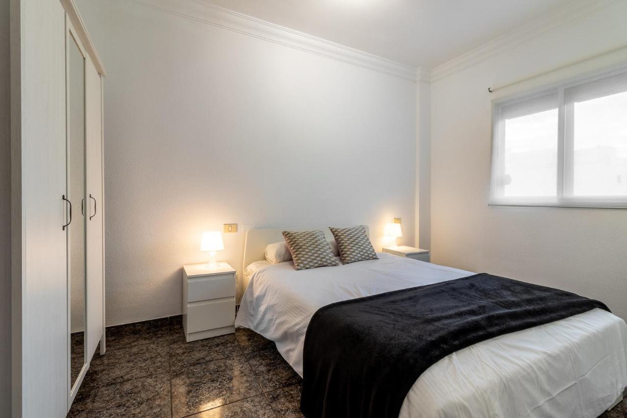 Flatguest Cicer - 3Bdr + Balcony + Beach لاس بالماس دي غران كاناريا المظهر الخارجي الصورة