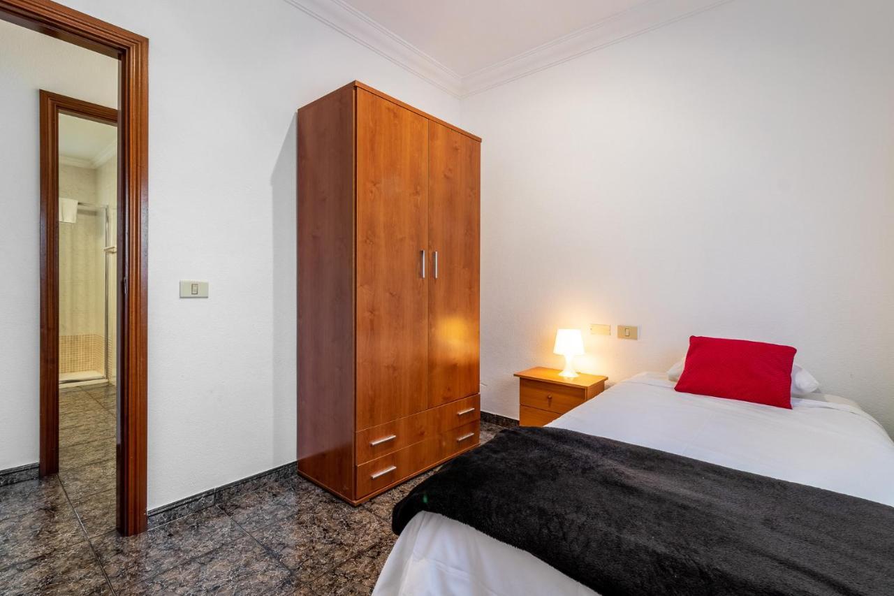 Flatguest Cicer - 3Bdr + Balcony + Beach لاس بالماس دي غران كاناريا المظهر الخارجي الصورة